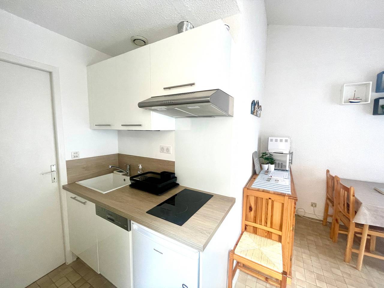 Maison T2: Cour, Parking, À 600m de la mer, Quartier calme in Château-d'Olonne, Les Sables-d'Olonne