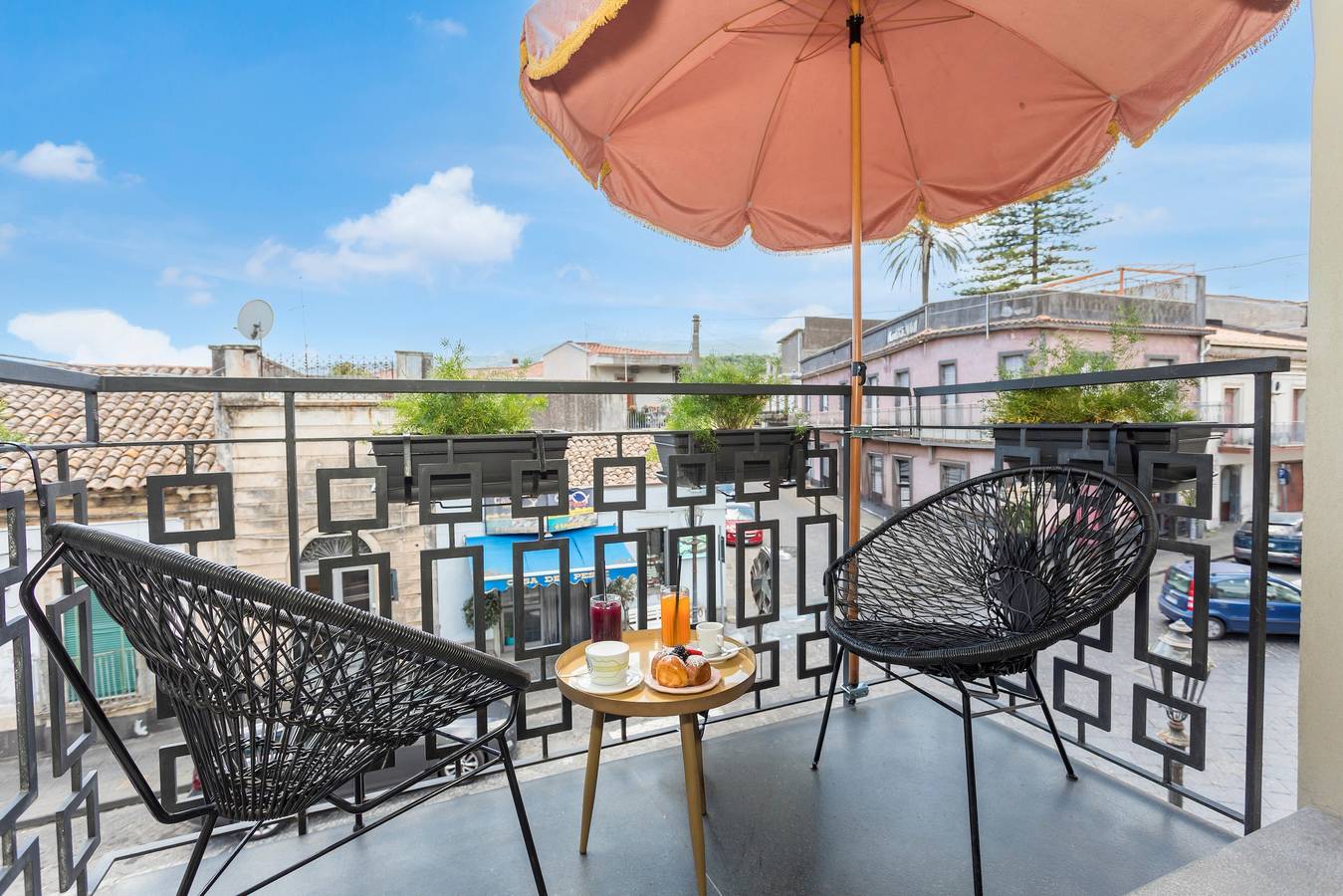 Apartamento entero, Etna Loft de Monforte con Vistas a la Montaña, Wi-Fi y Aire Acondicionado in Piedimonte Etneo, Etna