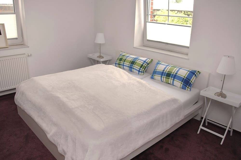 Ganze Wohnung, Ebenerdige Ferienwohnung mit einzigartigen Ausblick, Erholung pur im Harz in Westerhausen, Thale