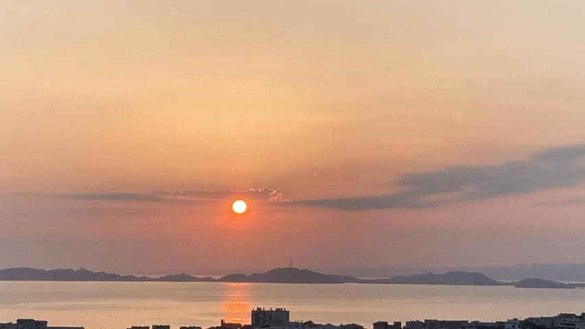 Gîte pour 4 personnes, avec vue et balcon dans La Pointe-Rouge - 2