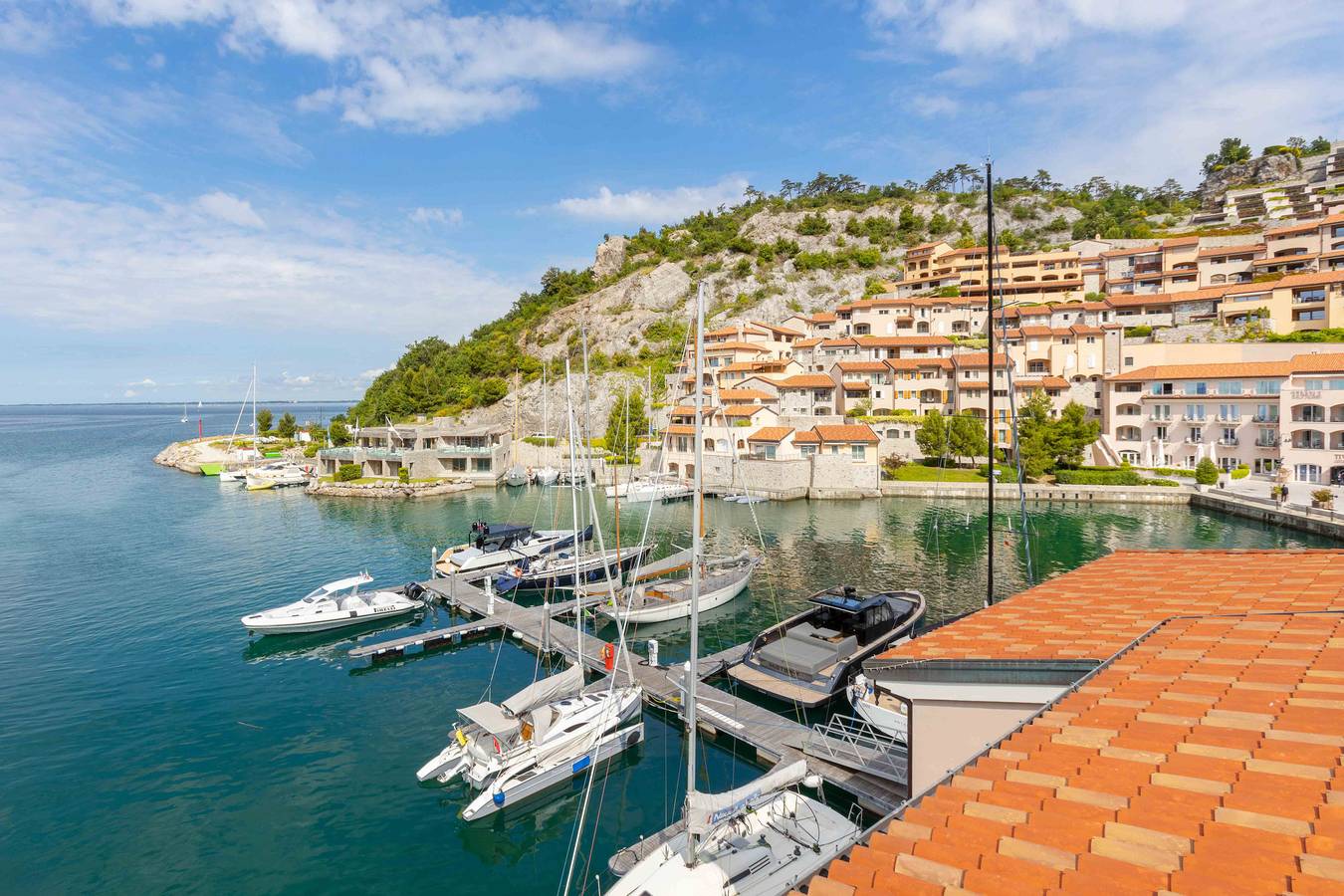 Ganze Wohnung, Vista sul porticciolo - Portopiccolo Apartments in Sistiana, Karst