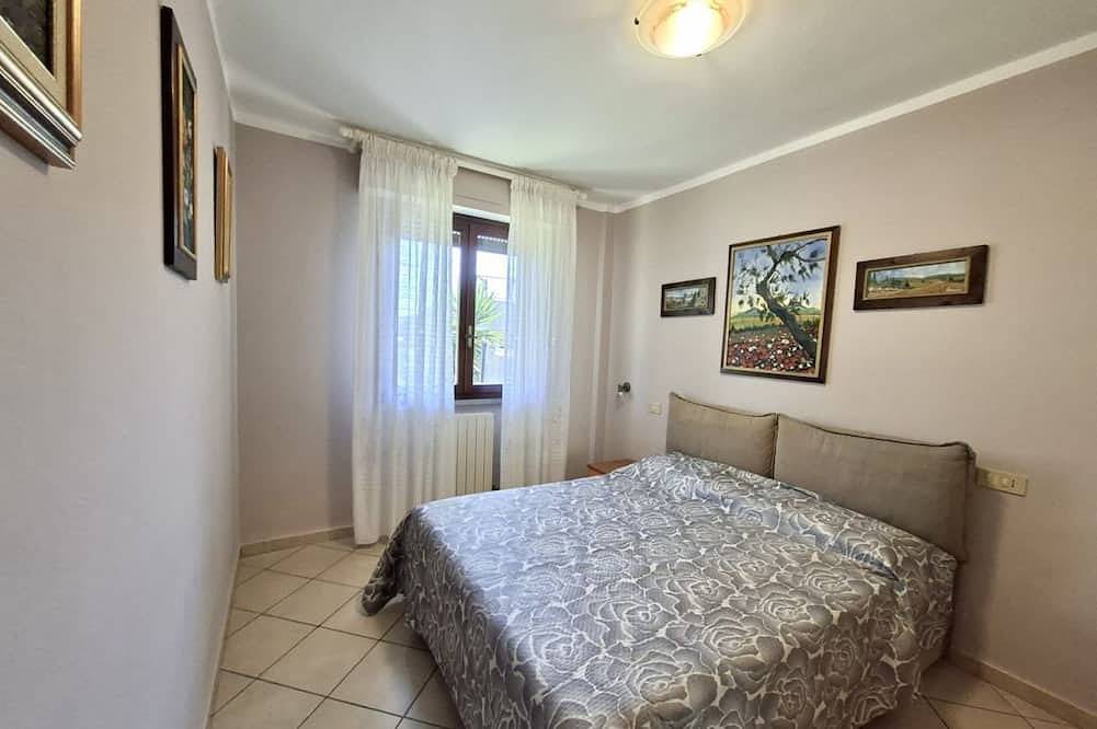 Apartamento entero, Staying in the Marina di Bibbona Apartments combines the convenience of feeling at home with the comfort of a vacation in a green setting, just steps from the sea and all the main amenities.With its pleasant atmosphere, <b>Marina di Bibbona</b> combines  in Marina di Bibbona, Bibbona