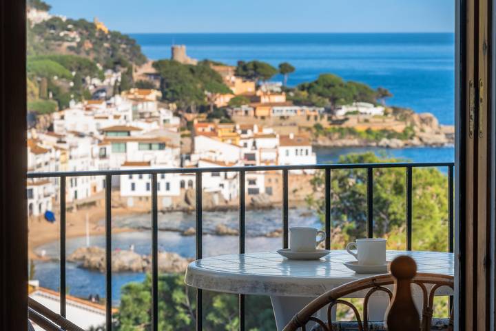 Apartamento de vacaciones para 4 personas, con vistas al mar además de piscina y balcón, Se admiten mascotas - 1