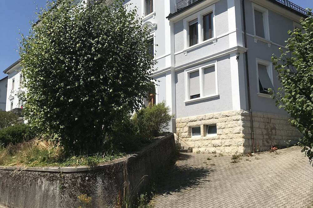 Ganze Wohnung, Studio Dans Immeuble Bourgeois Avec Magnifiques Vues in Tramelan, Naturpark Chasseral