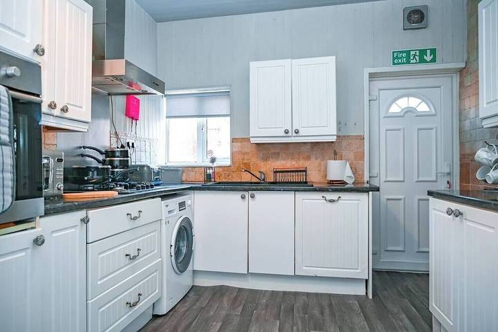 Apartment for 11 people, with garden in Gateshead