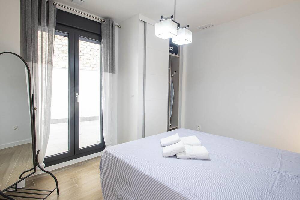 Apartamento entero, Nuevo A Estrenar, perfecto para familias o trabajo in Armilla, Provincia de Granada