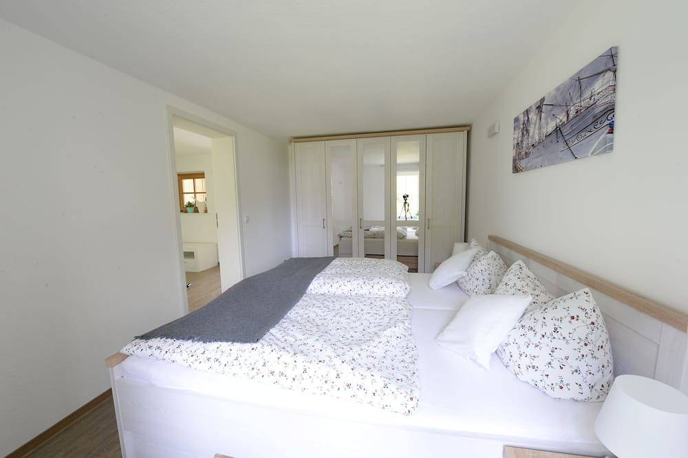 Ganze Wohnung, Komfortable Ferienwohnung Gartenparadies in Fuhlendorf, Vorpommern-Rügen