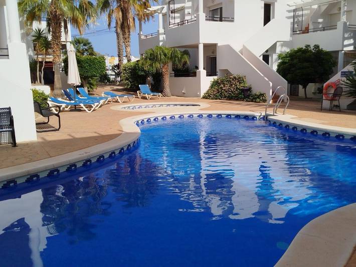 Gîte pour 5 personnes, avec vue ainsi que piscine et jardin, adapté aux familles à San Juan de los Terreros - 2