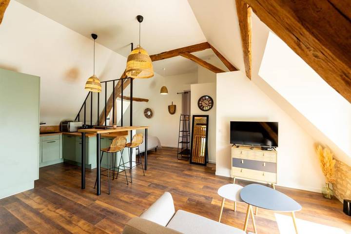 Location de vacances pour 2 personnes, avec jacuzzi et piscine ainsi que jardin et sauna à Saint-Sozy - 2