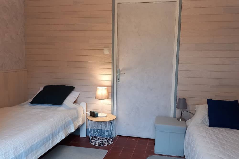 Gîte La Tanière du Goupil Sologne 2 to 4 persons in Nouan-le-Fuzelier, Sologne