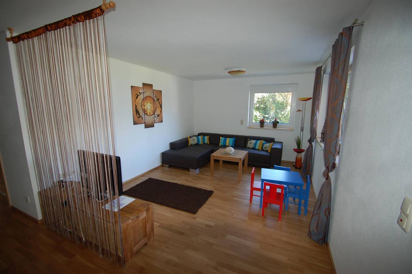 Ganze Ferienwohnung, Zimmer Rote Wand in Tuxer Alpen, Kolsassberg