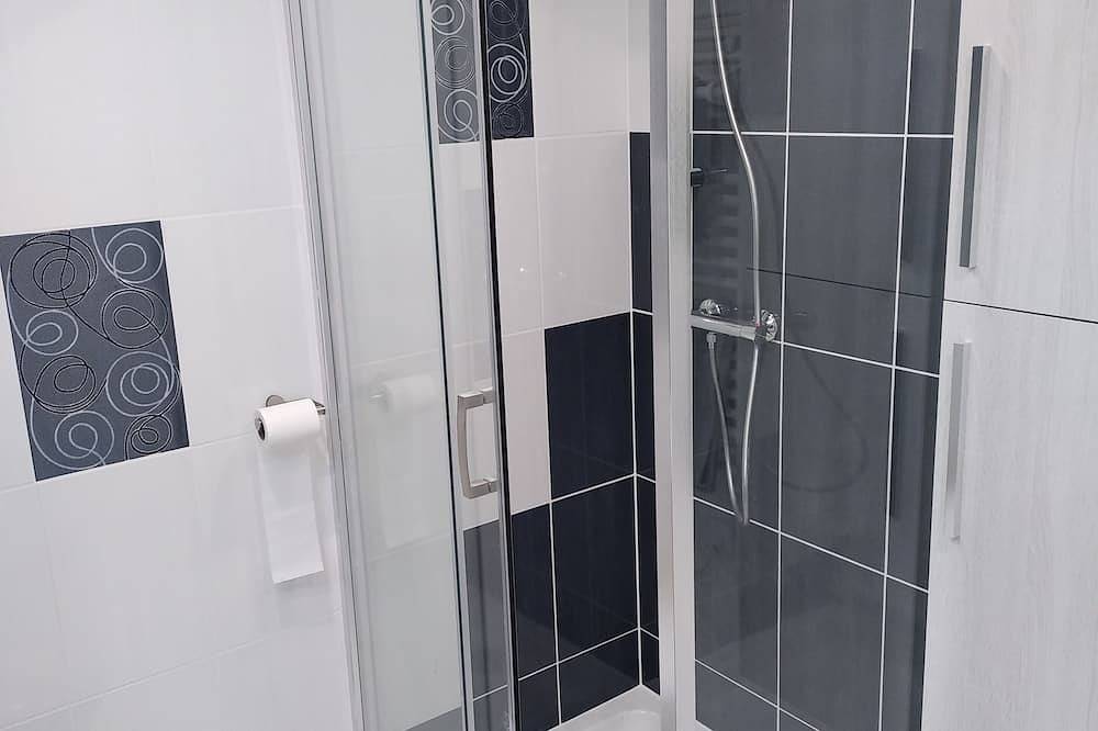 Ganze Wohnung, Le Lupicin. Very comfortable T3 for 7 people in Saint-Lupicin, Regionaler Naturpark Hochjura
