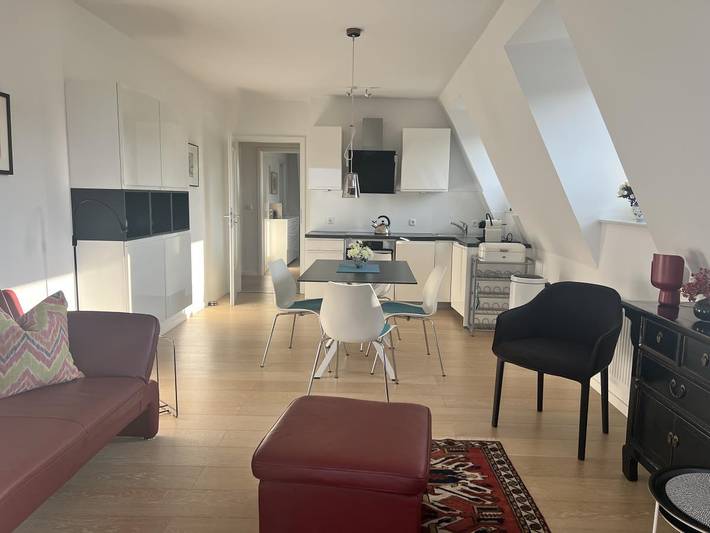 Appartement entier, Ferienwohnung 9 im Haus Düne 1 in Cuxhaven Duhnen - 2 Schlafzimmer, 2 Duschbäder, 2 Balkone und voller Meerblick in Fkk Strand Duhnen, Cuxhaven