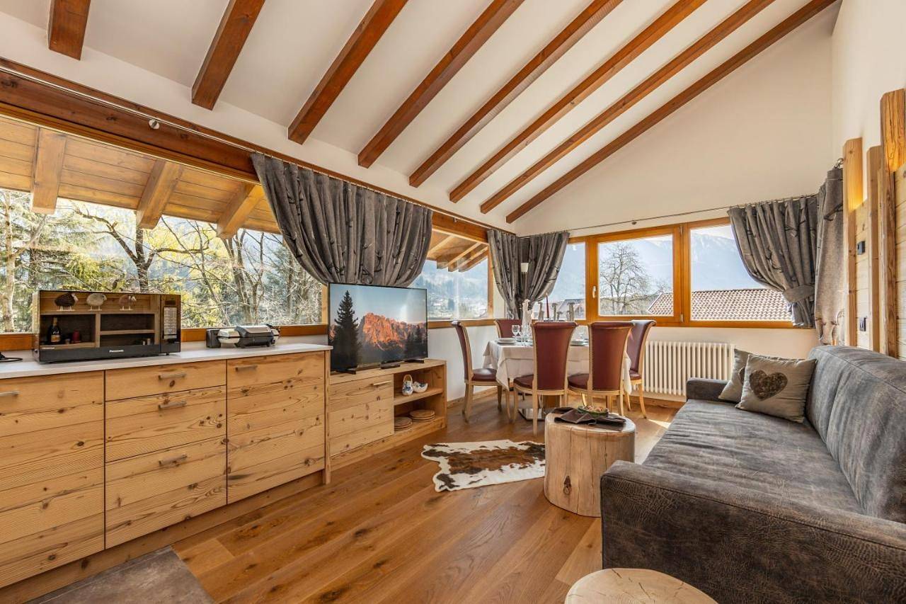 Appartamento intero, Two-Bedroom Apartment in Pinzolo, Dolomiti di Brenta