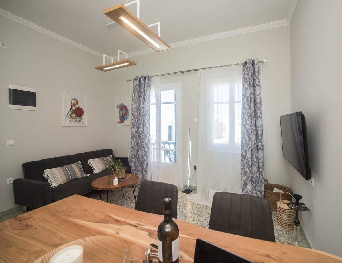 Entire apartment, Amazing Mykonos Town Maisonette with Roof Garden in Mykonos