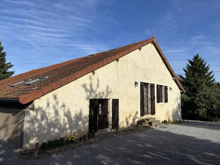 Gîte pour 4 personnes, avec jardin et terrasse