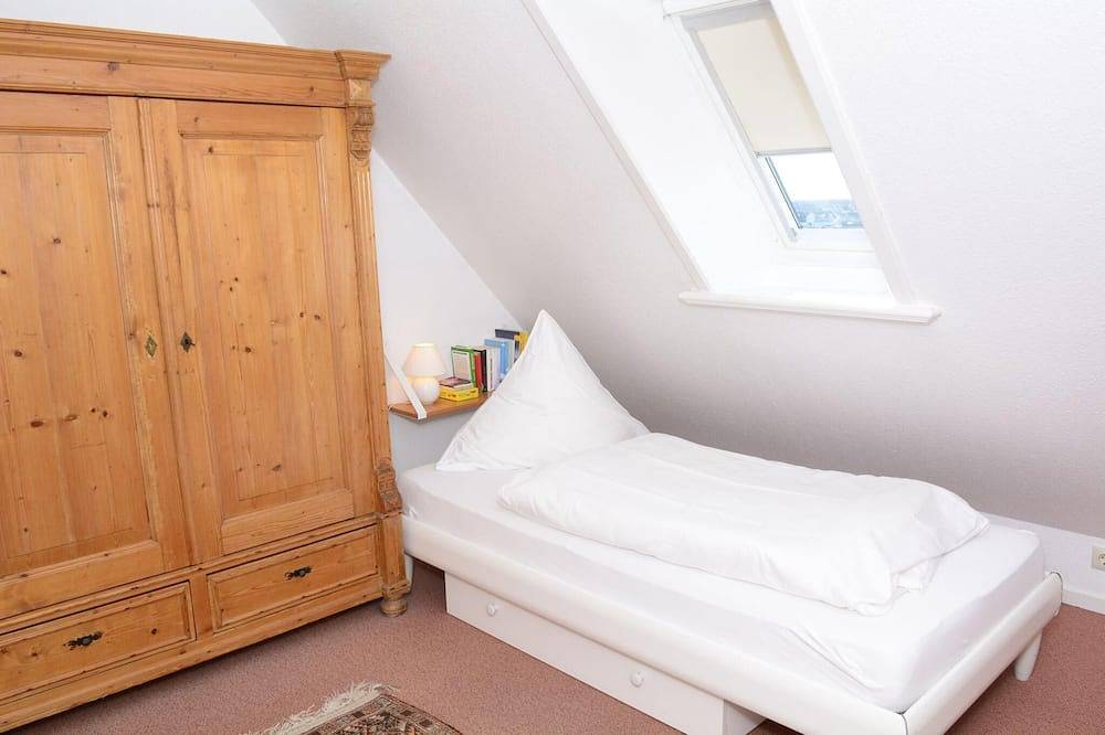 Ganze Wohnung, Gemütliche 2-Zimmer Ferienwohnung mit ca. 45 m² Wohnfläche, für 2 Personen in Wenningstedt, Sylt