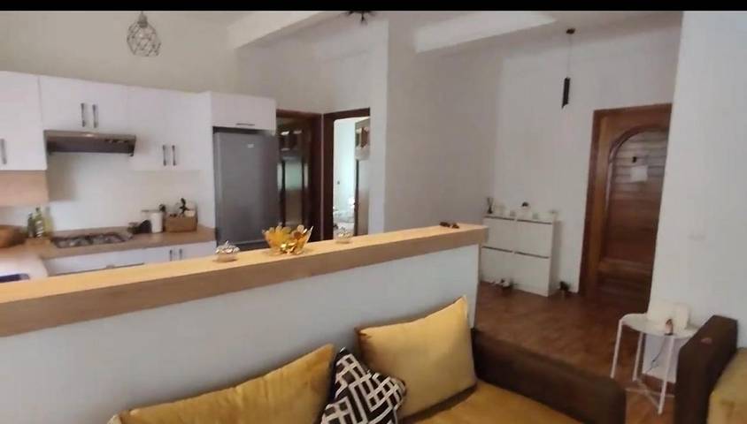 Gîte pour 13 personnes, avec bassin pour enfant et piscine ainsi que vue et jardin dans Mansouria - 4