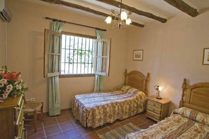 Bauernhaus - 3   Räume - 4/6   Personen in Álora, Málaga Provinz
