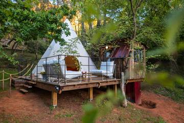 Tipi pour 2 personnes, avec terrasse dans le Vaucluse