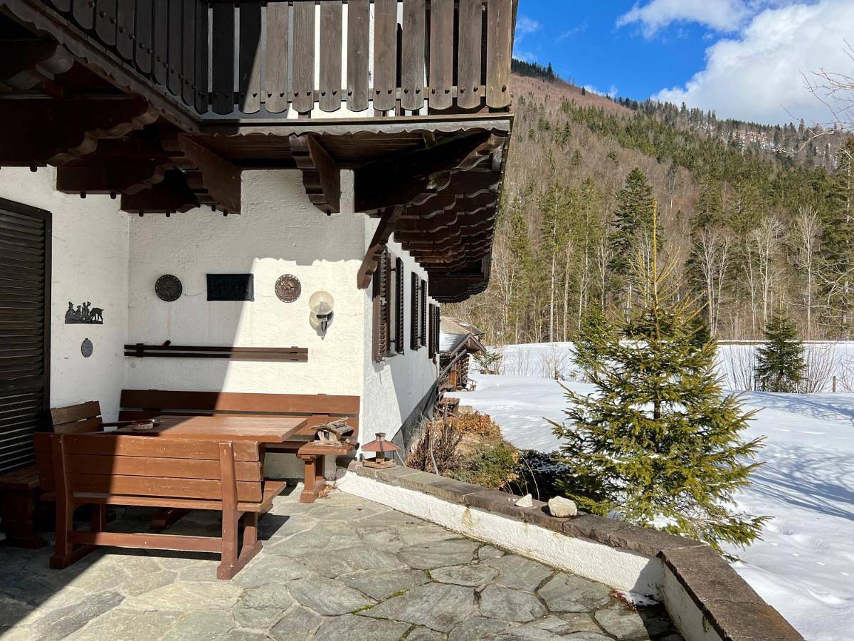 Large house with big garden in Salzkammergut-Berge, Hintersee (Salzburger Land)
