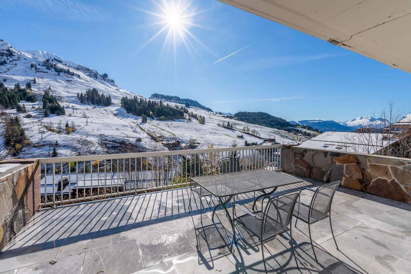 Apartamento vacacional entero, Colombière : Grande terrasse avec vue imprenable sur les montagnes in Chinaillon, Le Grand-Bornand