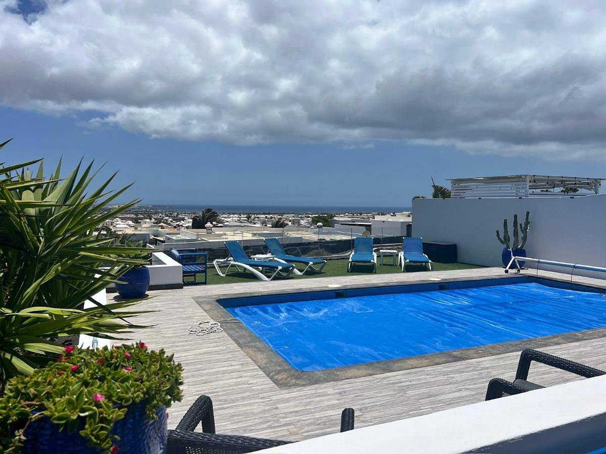 Villa with Private Pool in Playa Blanca, Yaiza