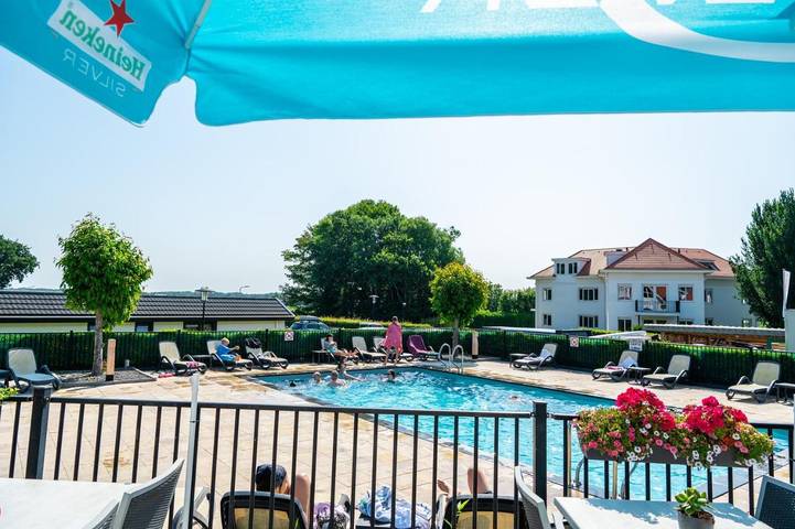 Bungalow für 4 Personen, mit Garten und Terrasse sowie Ausblick und Pool, mit Haustier in Noordwijk - 4