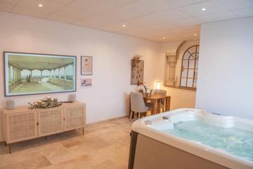 Chambre d’hôte pour 4 personnes, avec jacuzzi dans Vezins