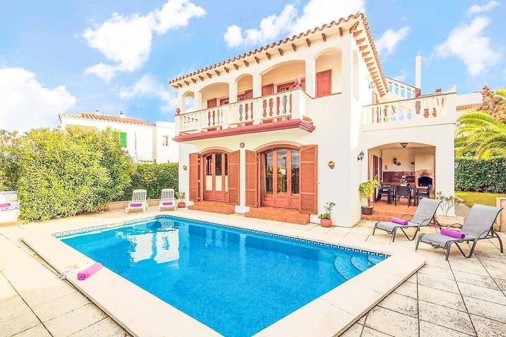 Chalet para 8 personas con balcón in Port d'Addaia, Es Mercadal