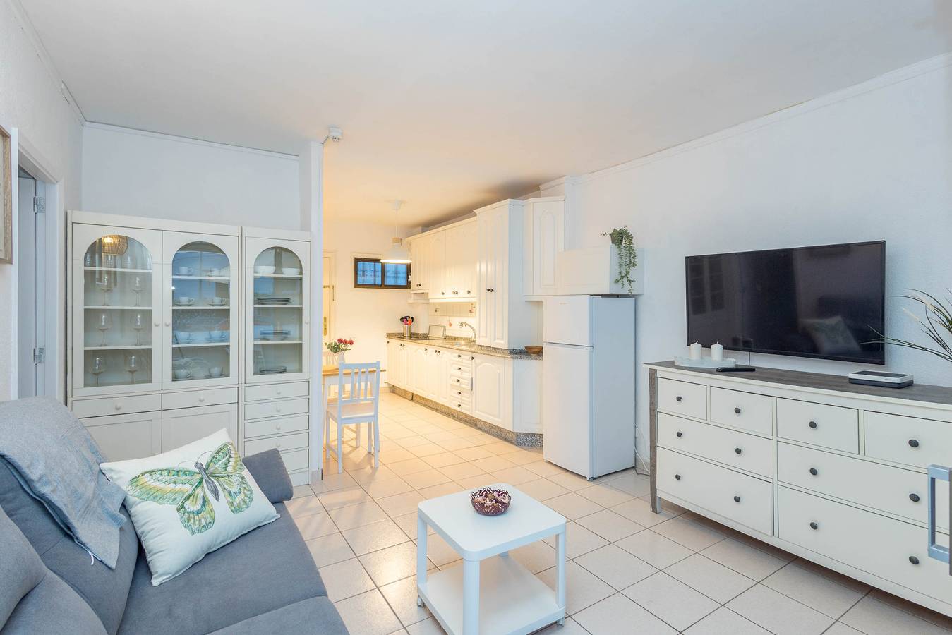 Entire apartment, Home w/ Terrace in Playa del Inglés-Pool & Beach in Maspalomas, San Bartolomé de Tirajana