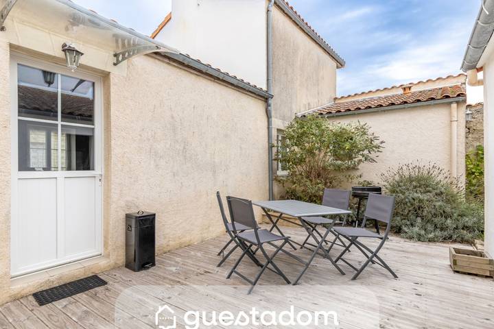 Location de vacances pour 4 personnes, avec Jardin à Bouin
