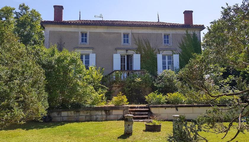 Chambre d’hôte pour 2 personnes, avec jardin et piscine