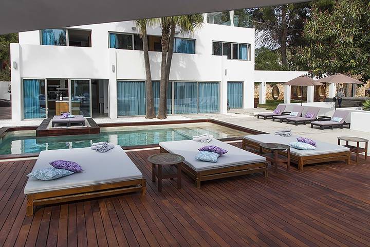 Chalet para 12 personas, con terraza además de jacuzzi y jardín en Ibiza - 3