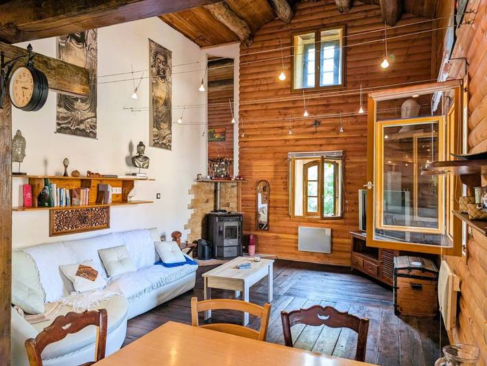 Gîte pour 4 personnes, avec Terrasse et Jardin dans Castanet-le-Haut
