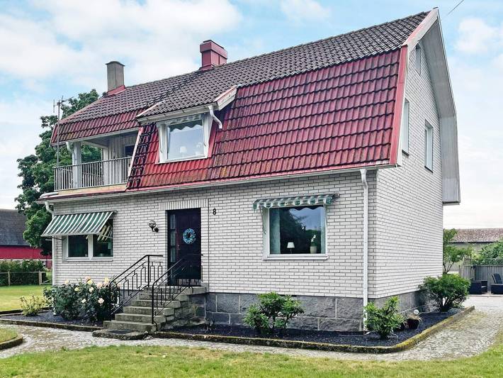 Hus för 13 Personer, med trädgård, barnvänlig i Blekinge