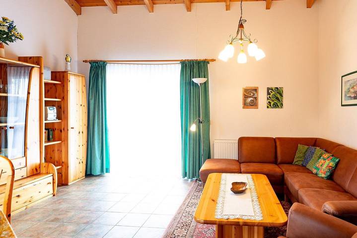 Ferienhaus für 5 Personen, mit Terrasse und Garten sowie Seeblick in Jabel - 3