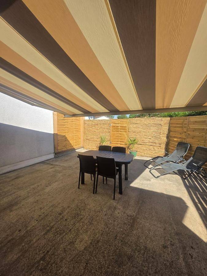 Maison cosy avec grande terrasse privative in Préchacq-les-Bains, Région de Dax