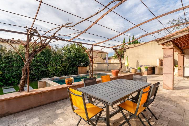 Location de vacances pour 6 personnes, avec jardin à Orange - 3