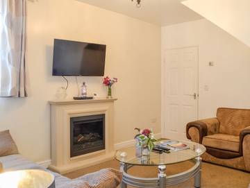 Cottage for 16 People in Cumbria, North West England, Photo 1