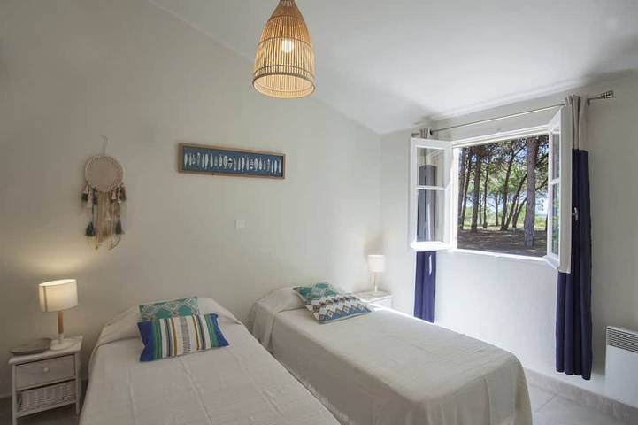 Gîte pour 4 personnes, avec jardin ainsi que terrasse et jacuzzi à Sorbo-Ocagnano - 4