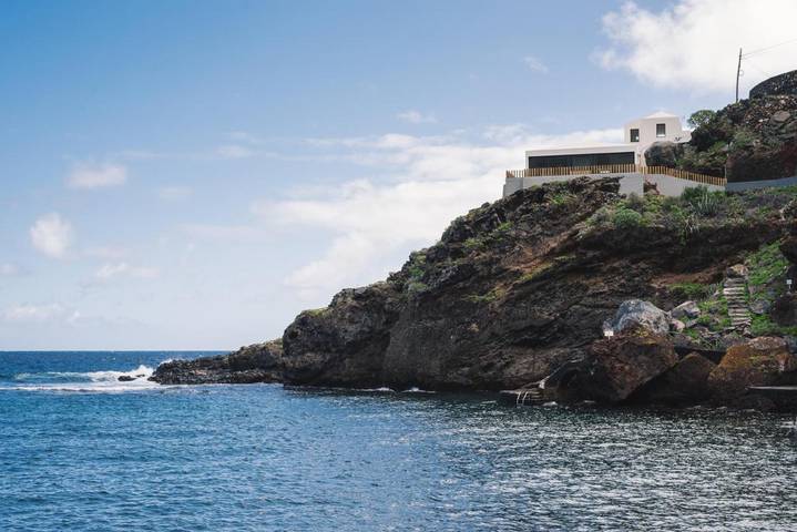 Casa de vacaciones para 3 personas, con vistas y terraza en Tamaduste