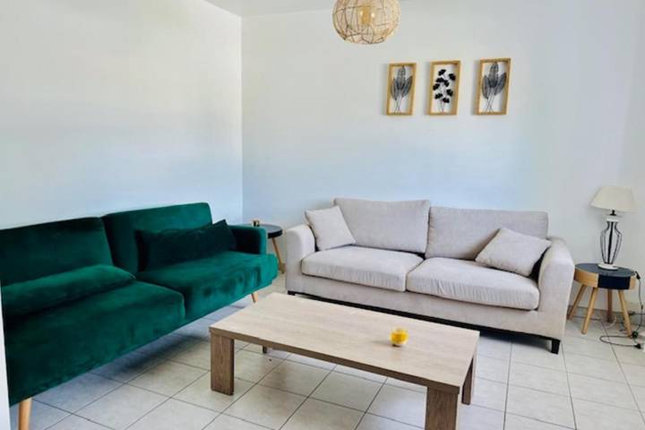 Casa de vacaciones para 6 personas, con terraza y jardín - 1