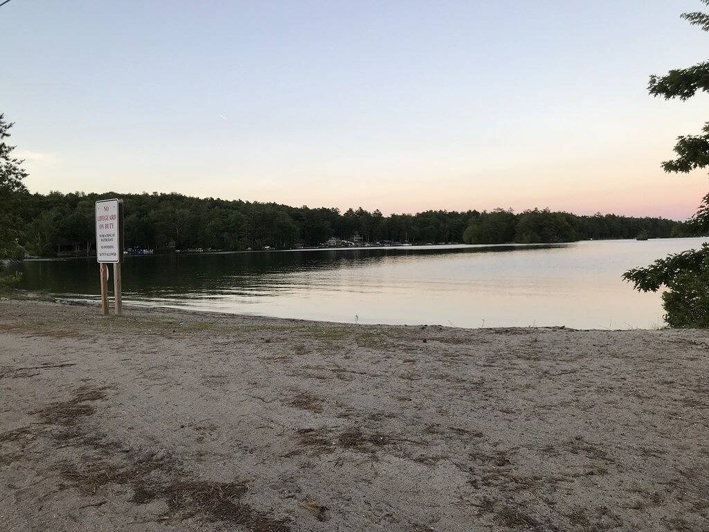 Ruhe und Entspannung in einer privaten Umgebung mit viel Platz für Familie und Freunde in Moultonborough, Lake Winnipesaukee
