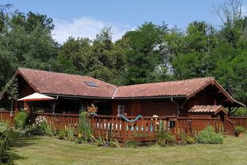Maison de campagne pour 8 personnes, avec jardin et terrasse dans Sabres