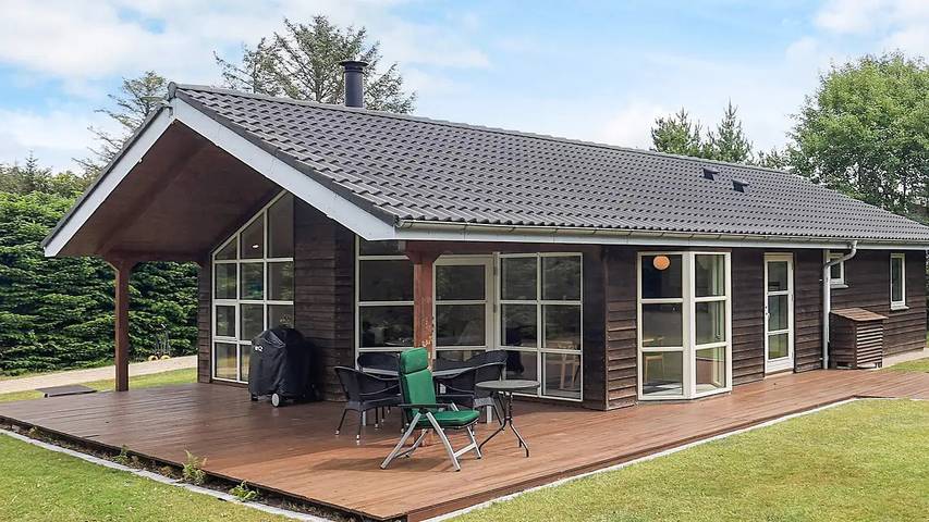 Ferienhaus für 7 Personen, mit Terrasse