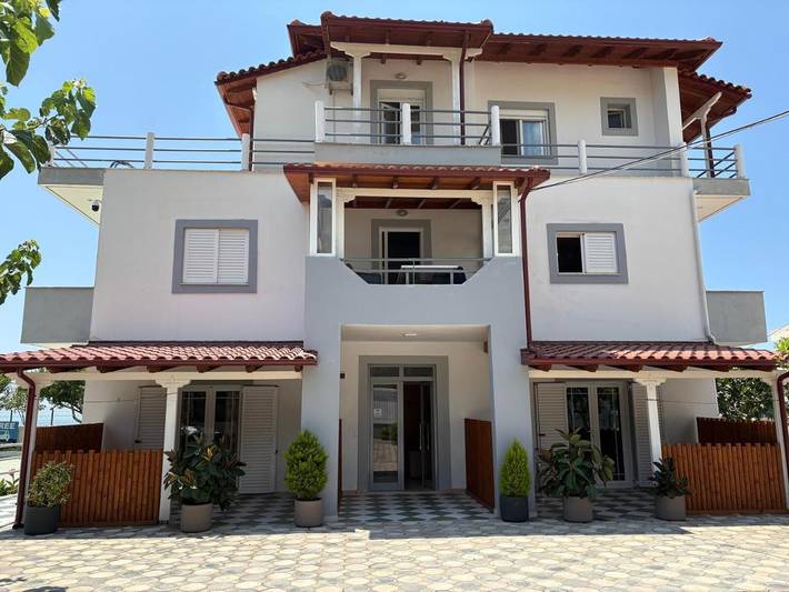 Maison d’hôte pour 2 personnes, avec vue ainsi que jardin et terrasse dans Dhërmi