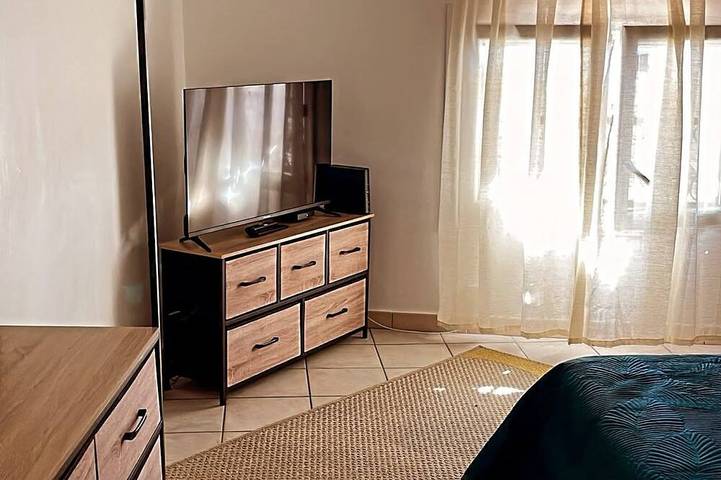 Apartamento entero, A Stop in the Var: Vineyards & Ocean Views in Le Castellet in Le Castellet, Costa mediterránea (Francia)