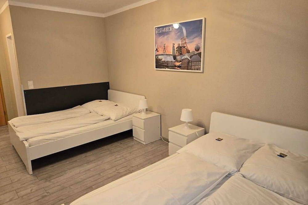 Geheel appartement, Apartment-Family-Private Bathroom in Saarbrücken, Saargau