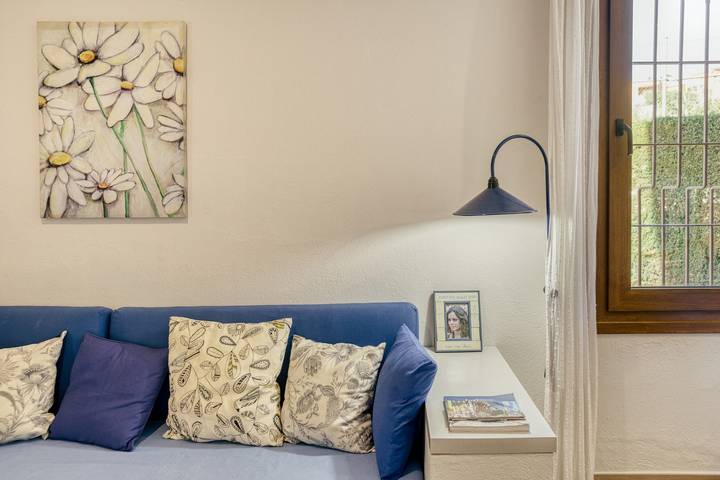Apartamento entero, Apartamento 'Bajo 2' con terraza privada, jardín privado y Wi-Fi in Begur, Costa Brava